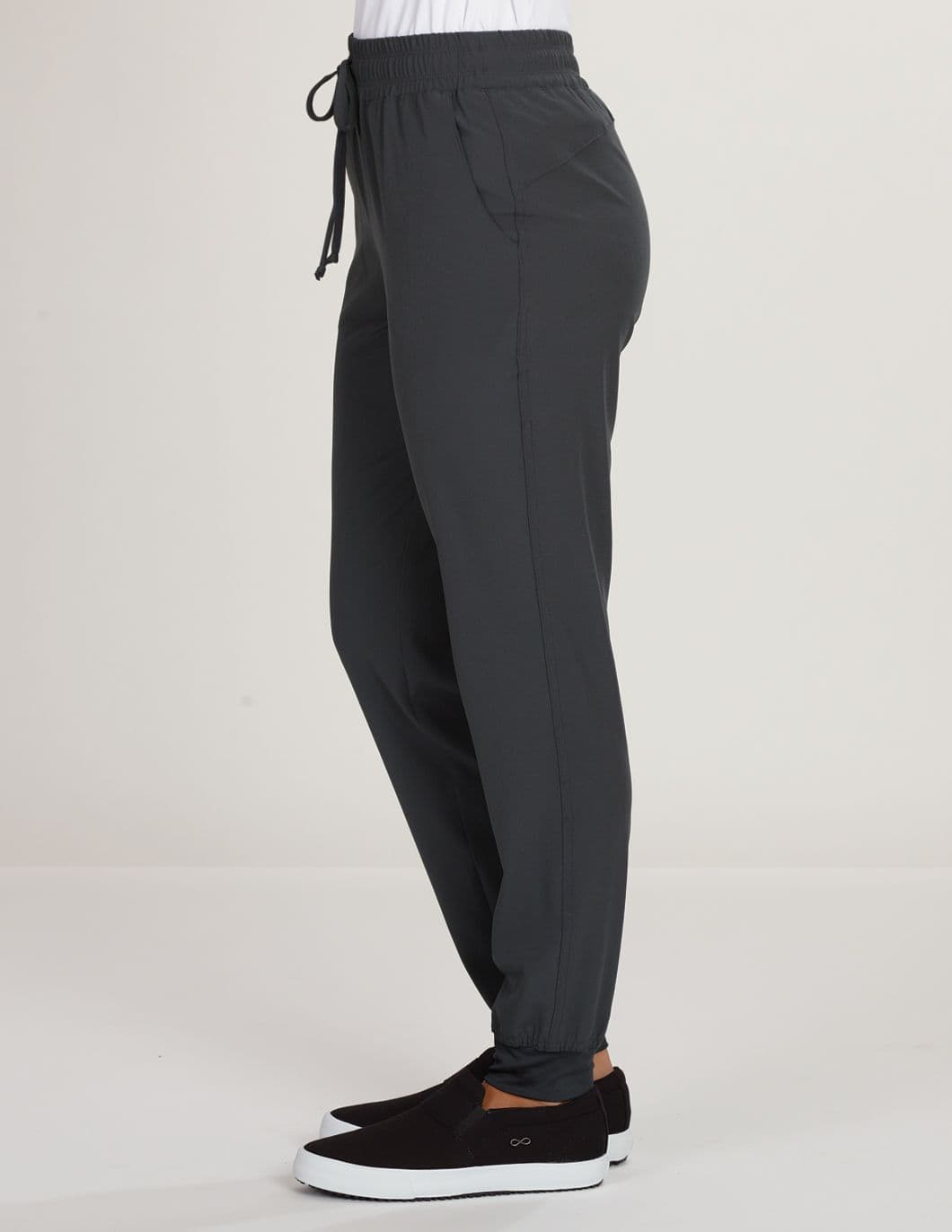 Skechers-Womens-Four-Pocket-Jogger-Scrub-Pant-Side