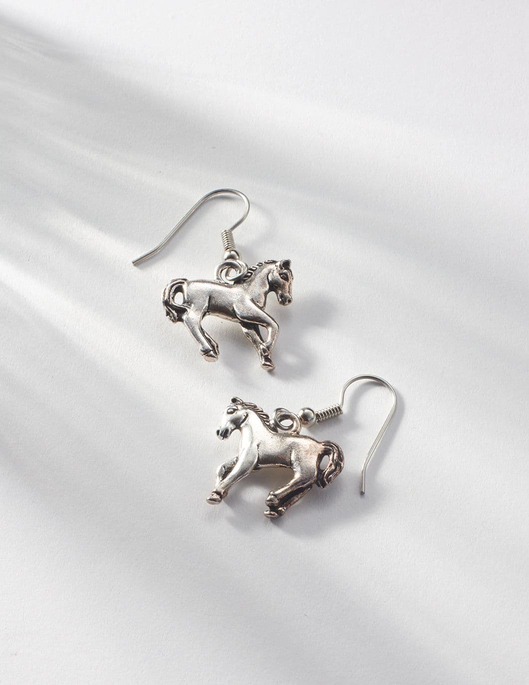 pewter-dancing-horse-earrings