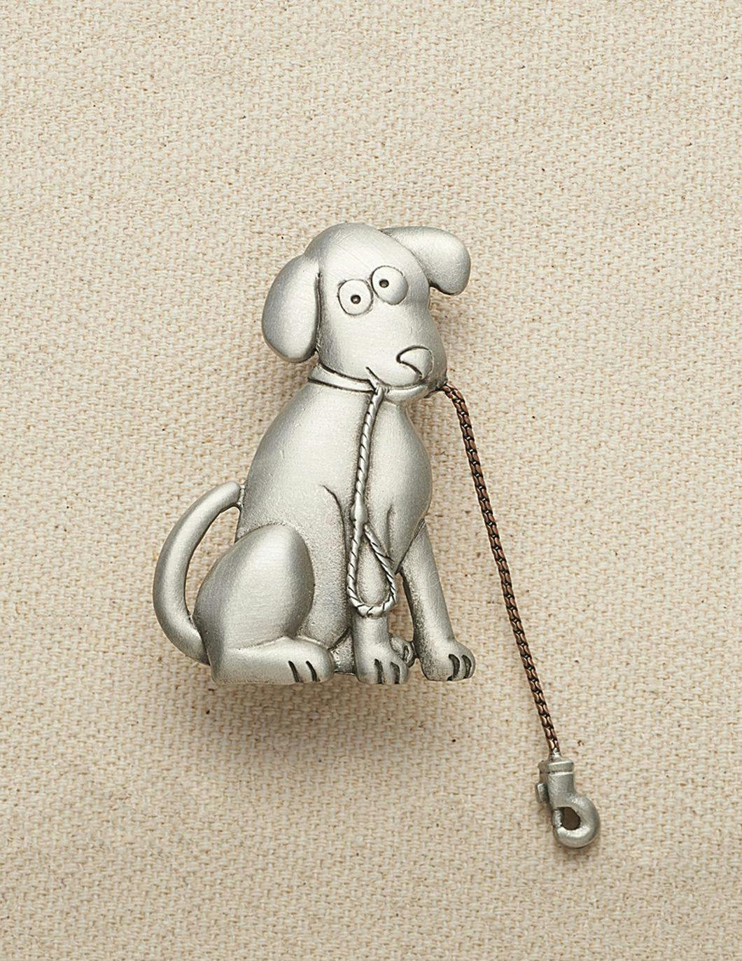 dog-with-leash-pin