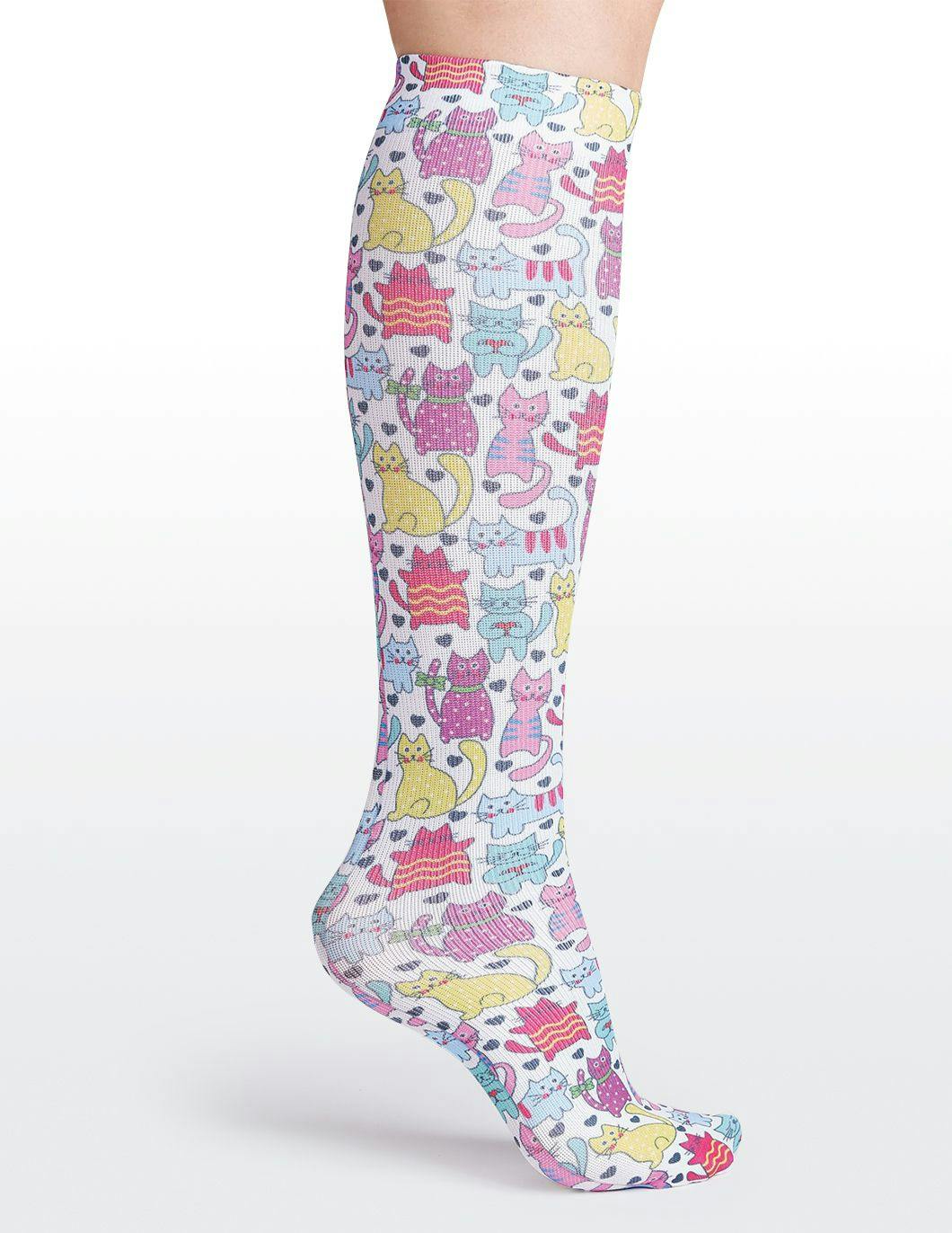 cutieful-compression-socks-10-18-mmhg-felines-print