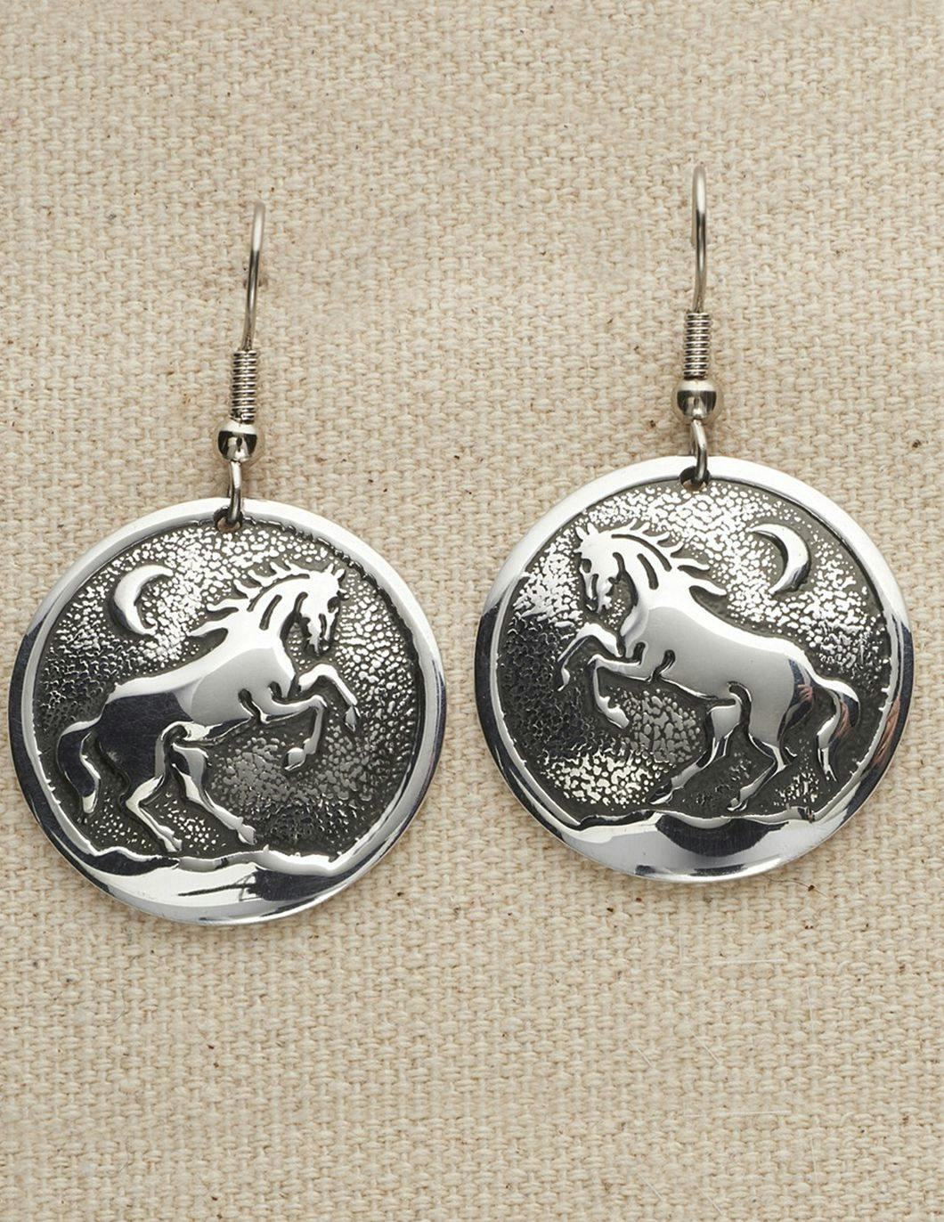 alumenart-circle-horse-earrings